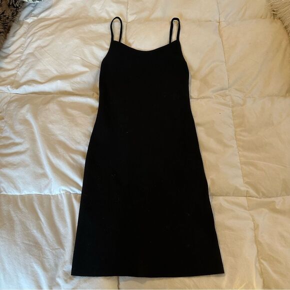 Aritzia Dresses & Skirts - Aritzia soft knit, mini dress